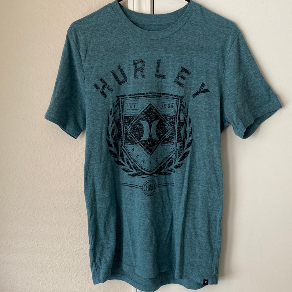 NWOT Hurley shirt size men’s Medium